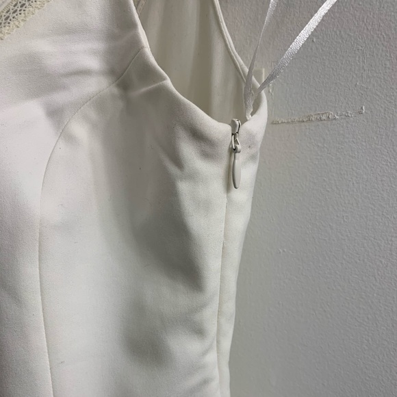 Zara V Neck Dress - Picture 2 of 4